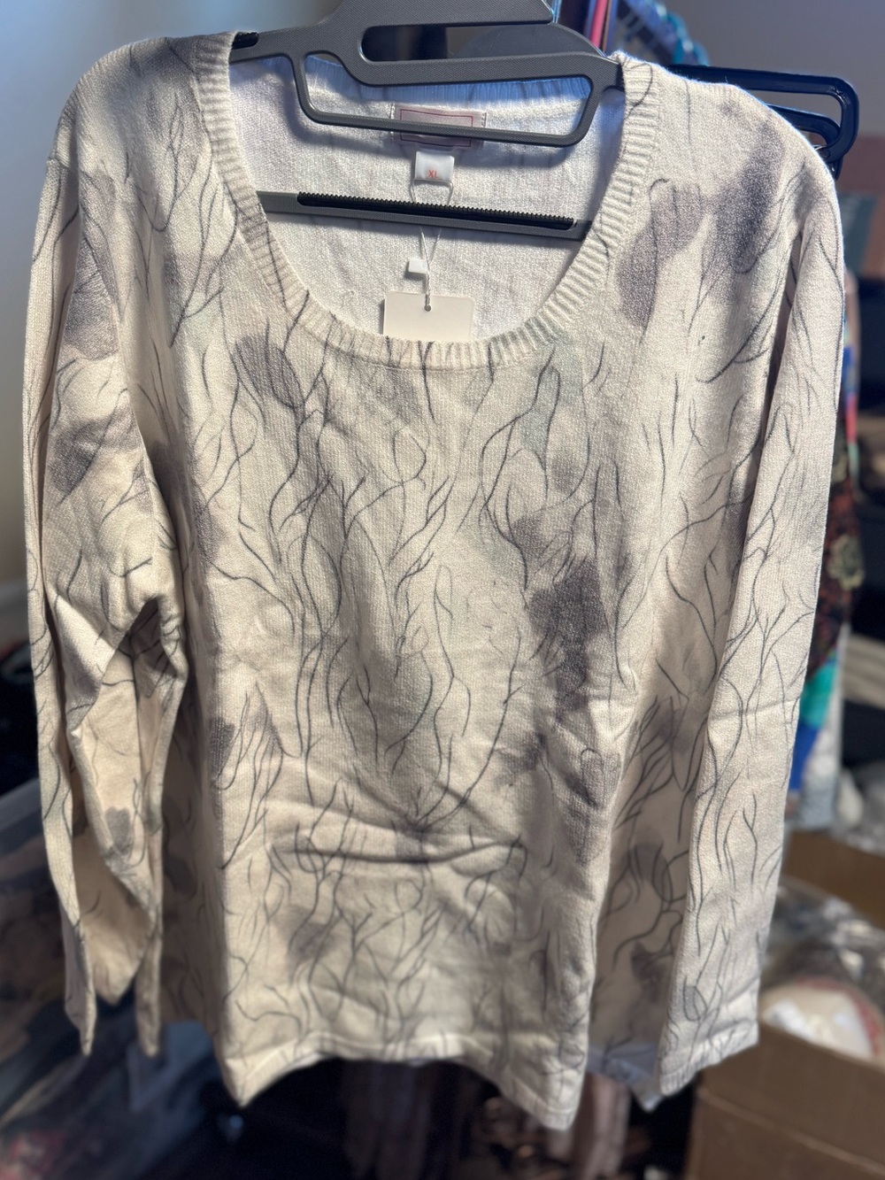 Women's Cream Crewneck Sweater with Subtle Gray Abstract Print